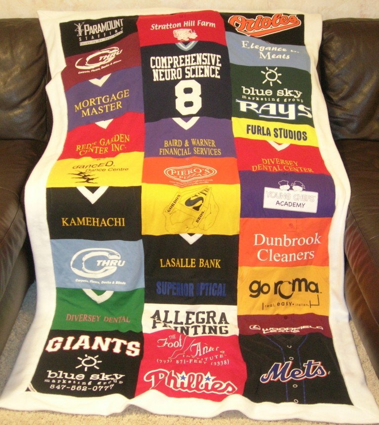 Custom T-Shirt Quilts and CustomT-Shirt Blankets